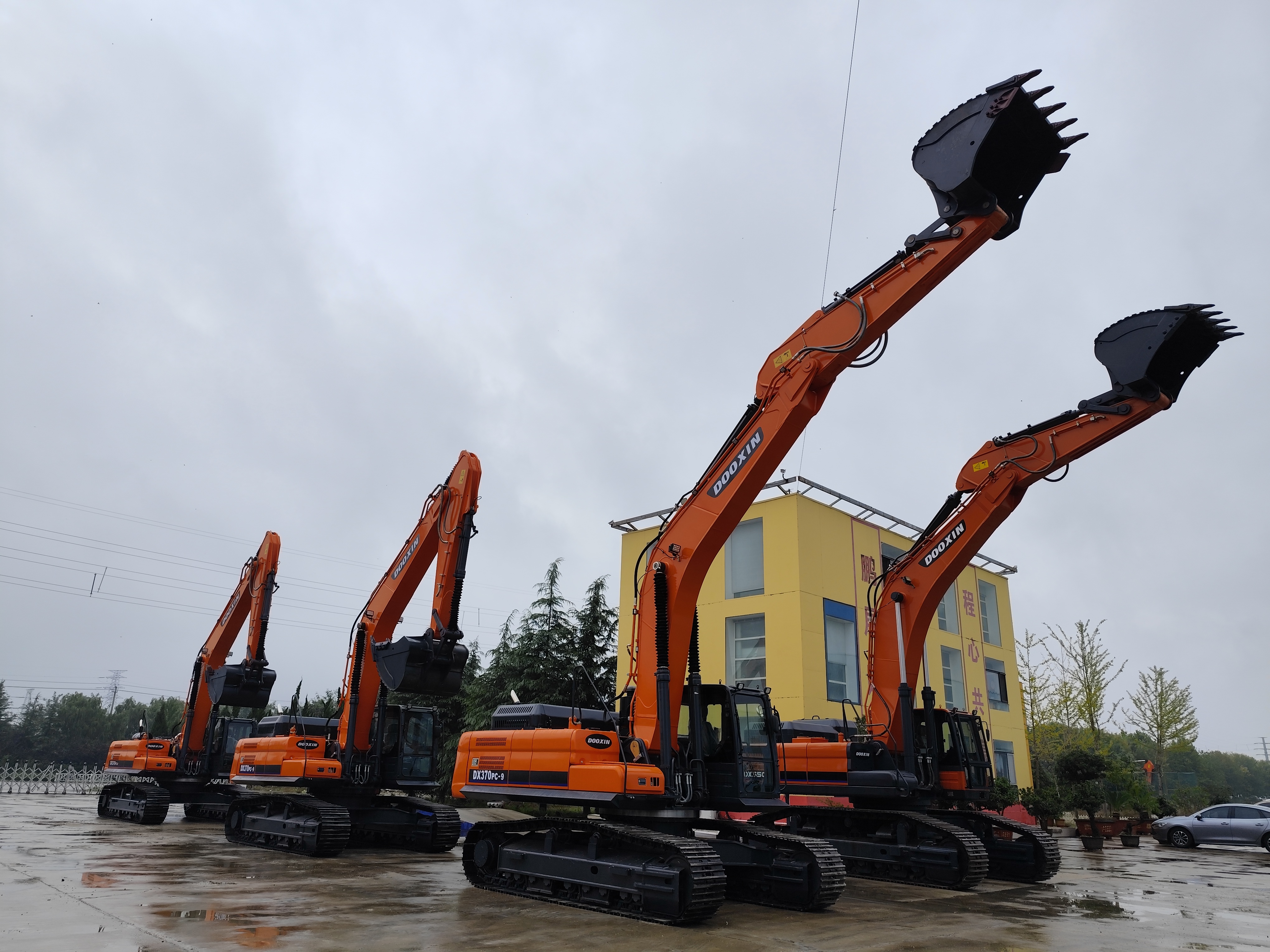 Eine Delegation von Kunden aus Ecuador ist zu Besuch.